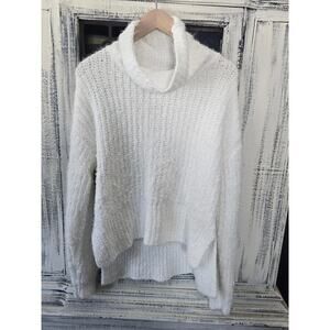 NWT 21 MAIN Cowlneck White Sweater - Large